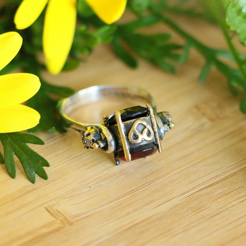 Sterling Silver Jade Stones Revers Style Rings - Picture 5 of 6